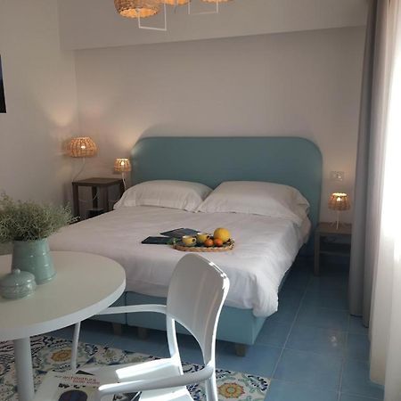 B&B Il Castello 리파리 외부 사진