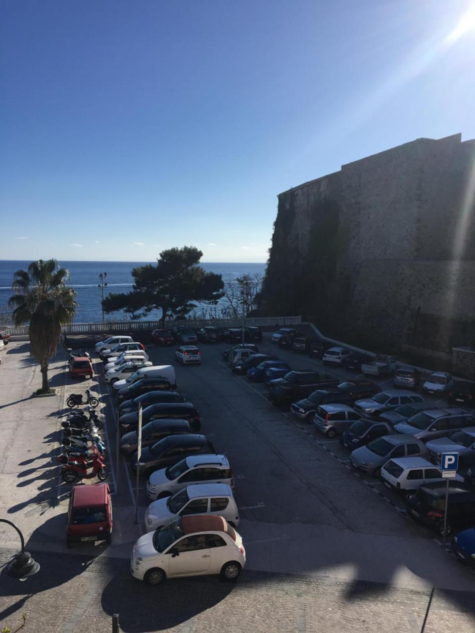 B&B Il Castello 리파리 외부 사진