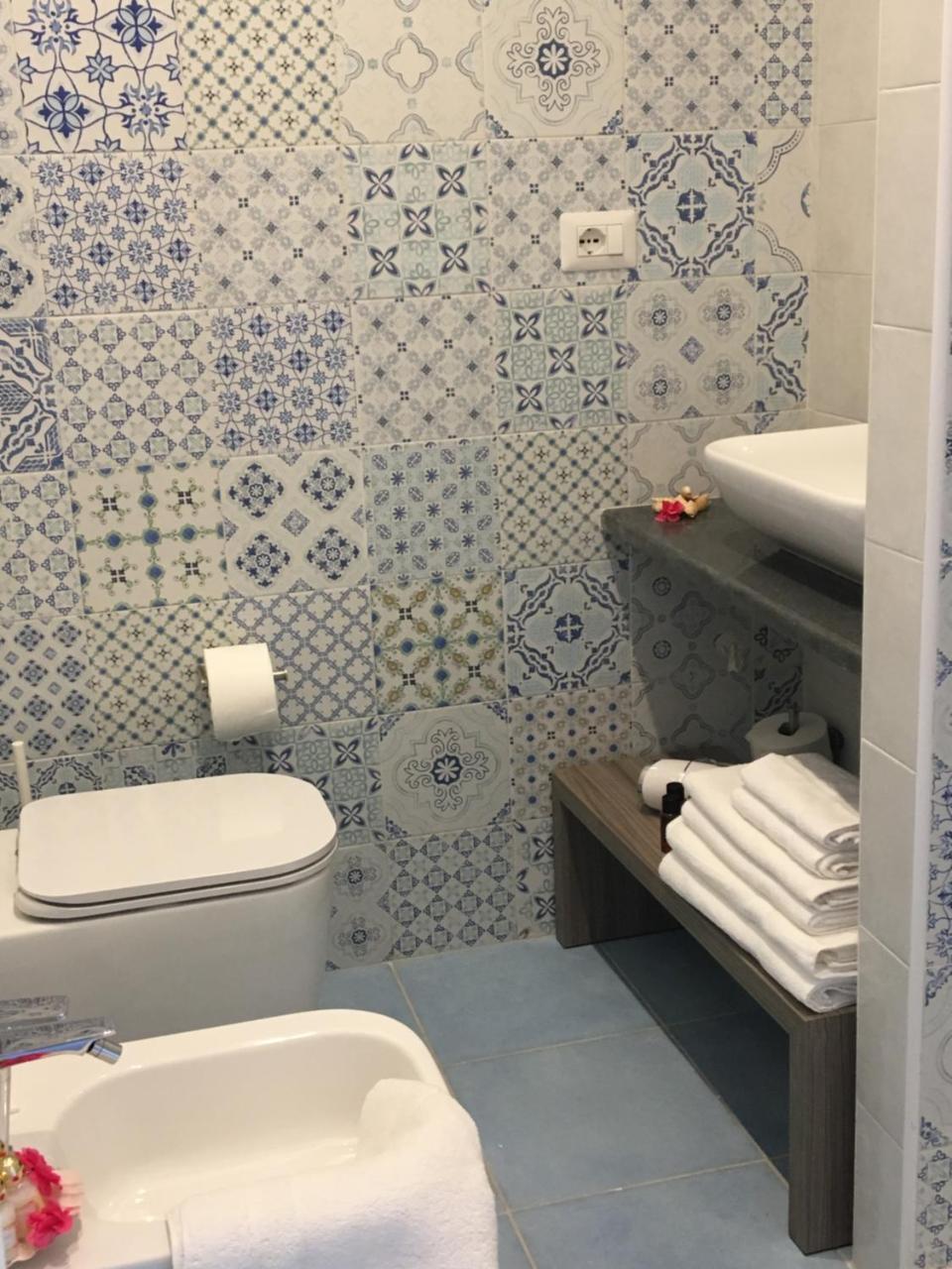 B&B Il Castello 리파리 외부 사진